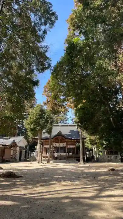 建部日吉神社の{uncategorized: "未分類", other: "その他", undefined: "問題あり", building: "その他建物", grave: "お墓", sacred_gate: "鳥居", guardian: "狛犬", statue: "像", buddha: "仏像", history: "歴史", nature: "自然", garden: "庭園", animal: "動物", pagoda: "塔", temizu: "手水舎", mountain_gate: "山門・神門", sanctuary: "本殿・本堂", subordinate: "末社・摂社", art: "芸術", scenery: "景色", jizo: "地蔵", ema: "絵馬", goshuin: "御朱印", omikuji: "おみくじ", items: "授与品その他", amulet: "お守り", goshuincho: "御朱印帳", eats: "食事", festival: "お祭り", votive_dance: "神楽", shichigosan: "七五三参", wedding: "結婚式", experience: "体験その他", initially: "初詣", around: "周辺", anti_infection: "感染症対策"}