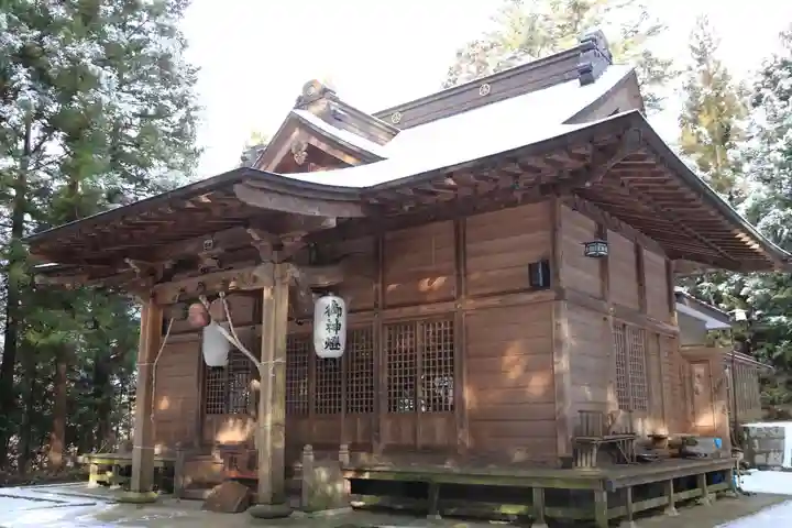 菅船神社の本殿・本堂