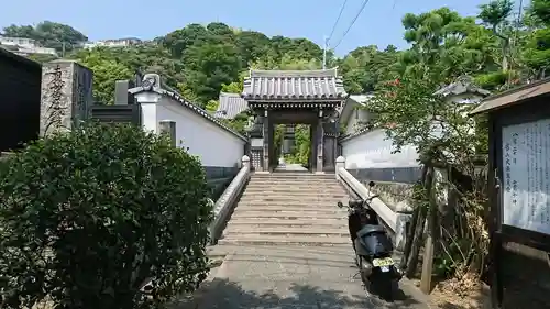 妙大寺の山門・神門