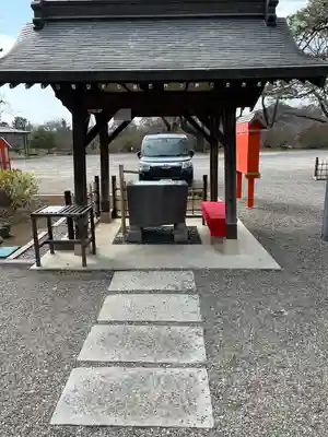 尾曳稲荷神社の手水舎