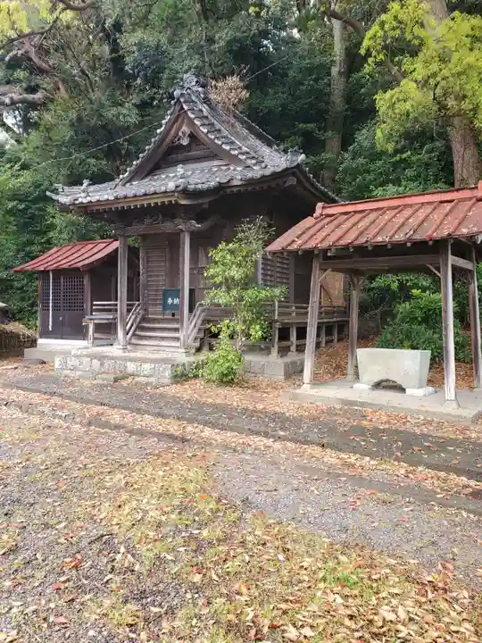 秋葉寺の本殿・本堂