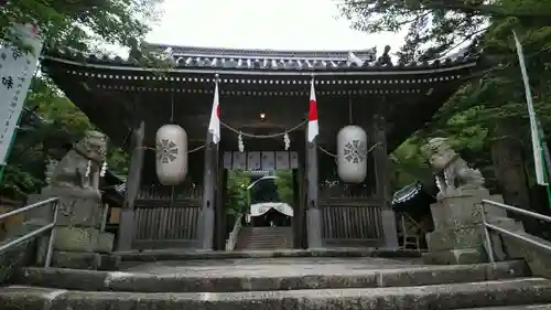 大避神社の山門