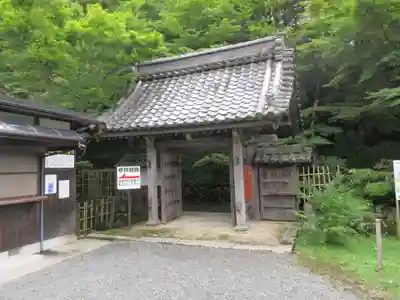 百済寺の山門・神門
