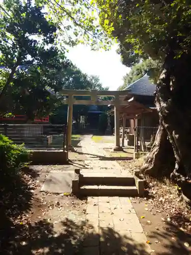 富塚鳥見神社の鳥居