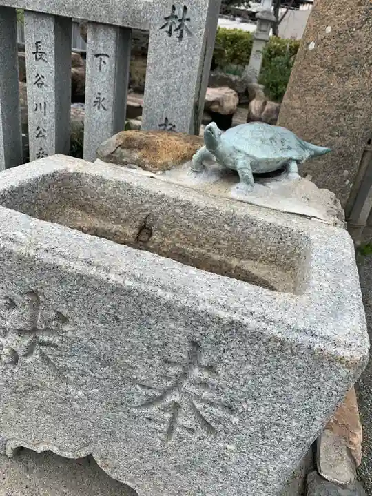 お亀明神社の手水舎
