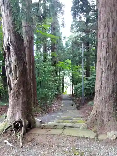 長岡神社・八幡神社・天御布須麻神社(福井県)
