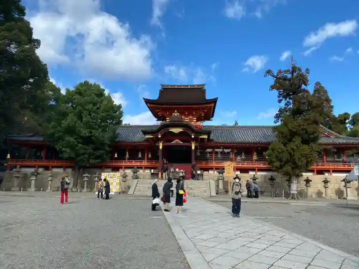 石清水八幡宮の{uncategorized: "未分類", other: "その他", undefined: "問題あり", building: "その他建物", grave: "お墓", sacred_gate: "鳥居", guardian: "狛犬", statue: "像", buddha: "仏像", history: "歴史", nature: "自然", garden: "庭園", animal: "動物", pagoda: "塔", temizu: "手水舎", mountain_gate: "山門・神門", sanctuary: "本殿・本堂", subordinate: "末社・摂社", art: "芸術", scenery: "景色", jizo: "地蔵", ema: "絵馬", goshuin: "御朱印", omikuji: "おみくじ", items: "授与品その他", amulet: "お守り", goshuincho: "御朱印帳", eats: "食事", festival: "お祭り", votive_dance: "神楽", shichigosan: "七五三参", wedding: "結婚式", experience: "体験その他", initially: "初詣", around: "周辺", anti_infection: "感染症対策"}