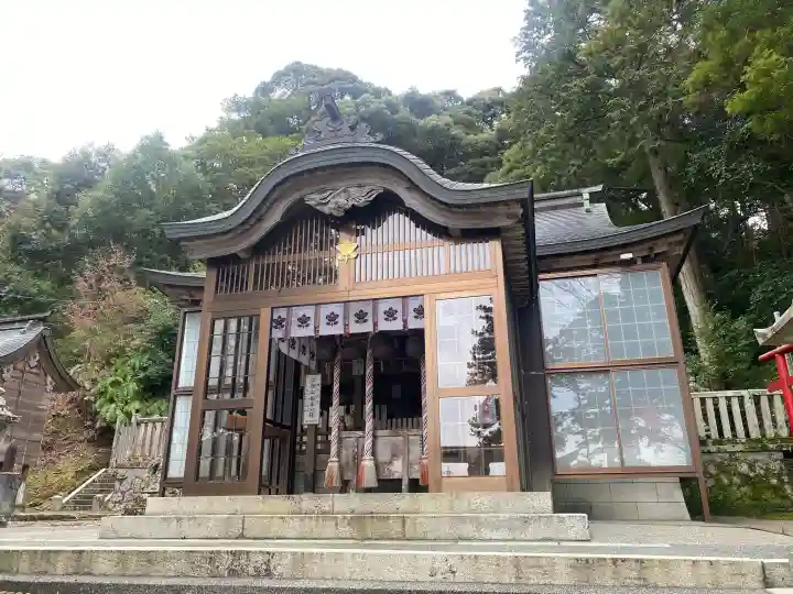 佐伎治神社の{uncategorized: "未分類", other: "その他", undefined: "問題あり", building: "その他建物", grave: "お墓", sacred_gate: "鳥居", guardian: "狛犬", statue: "像", buddha: "仏像", history: "歴史", nature: "自然", garden: "庭園", animal: "動物", pagoda: "塔", temizu: "手水舎", mountain_gate: "山門・神門", sanctuary: "本殿・本堂", subordinate: "末社・摂社", art: "芸術", scenery: "景色", jizo: "地蔵", ema: "絵馬", goshuin: "御朱印", omikuji: "おみくじ", items: "授与品その他", amulet: "お守り", goshuincho: "御朱印帳", eats: "食事", festival: "お祭り", votive_dance: "神楽", shichigosan: "七五三参", wedding: "結婚式", experience: "体験その他", initially: "初詣", around: "周辺", anti_infection: "感染症対策"}