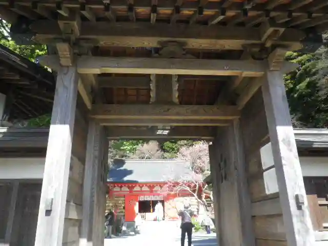 荏柄天神社の山門・神門