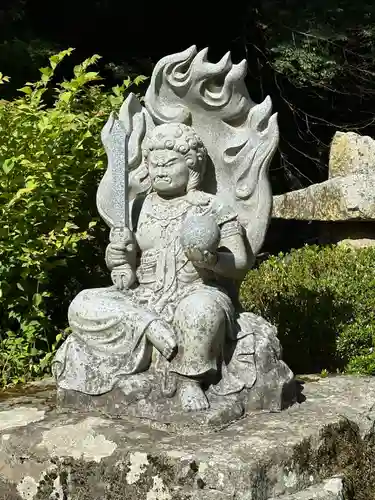 嶽之下宮奥宮(静岡県)