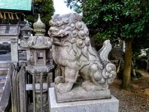 新林神明社の狛犬