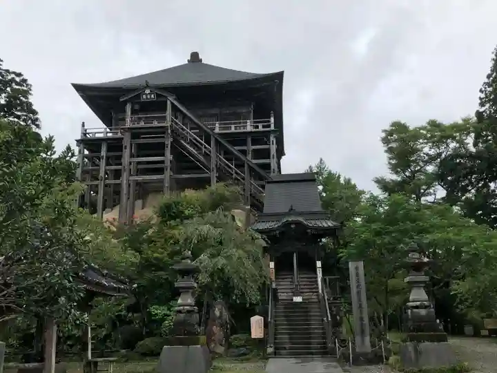 笠森寺の本殿・本堂