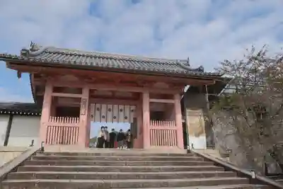 仁和寺の山門・神門