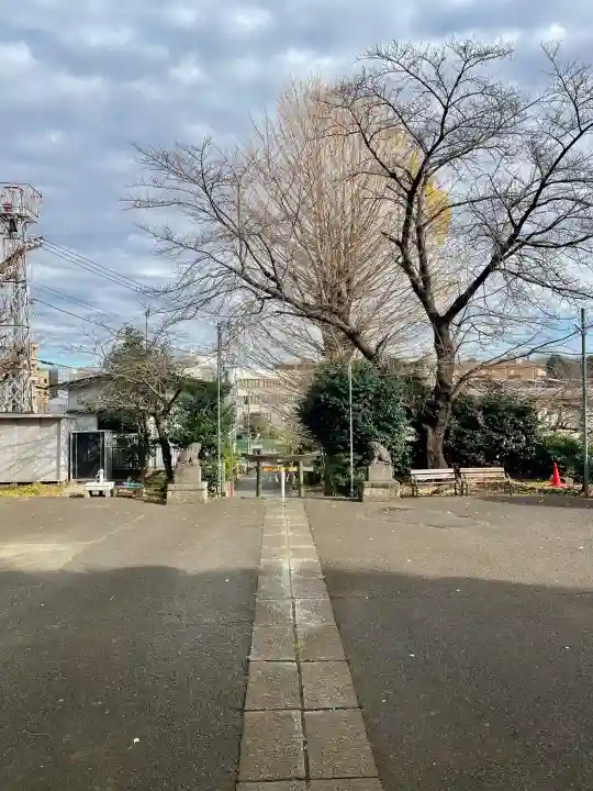 八杉神社の{uncategorized: "未分類", other: "その他", undefined: "問題あり", building: "その他建物", grave: "お墓", sacred_gate: "鳥居", guardian: "狛犬", statue: "像", buddha: "仏像", history: "歴史", nature: "自然", garden: "庭園", animal: "動物", pagoda: "塔", temizu: "手水舎", mountain_gate: "山門・神門", sanctuary: "本殿・本堂", subordinate: "末社・摂社", art: "芸術", scenery: "景色", jizo: "地蔵", ema: "絵馬", goshuin: "御朱印", omikuji: "おみくじ", items: "授与品その他", amulet: "お守り", goshuincho: "御朱印帳", eats: "食事", festival: "お祭り", votive_dance: "神楽", shichigosan: "七五三参", wedding: "結婚式", experience: "体験その他", initially: "初詣", around: "周辺", anti_infection: "感染症対策"}