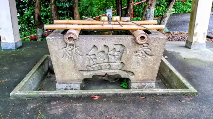 幡頭神社の手水舎
