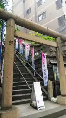上目黒氷川神社の鳥居