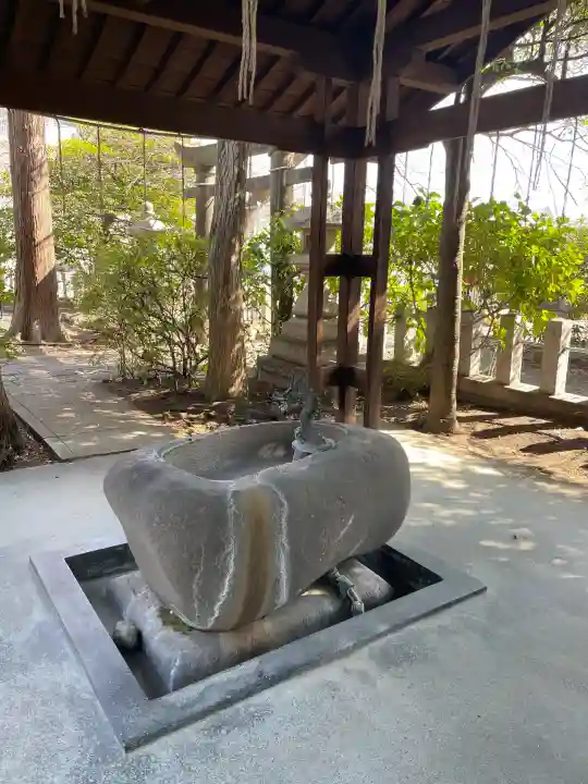 常祗稲荷神社の{uncategorized: "未分類", other: "その他", undefined: "問題あり", building: "その他建物", grave: "お墓", sacred_gate: "鳥居", guardian: "狛犬", statue: "像", buddha: "仏像", history: "歴史", nature: "自然", garden: "庭園", animal: "動物", pagoda: "塔", temizu: "手水舎", mountain_gate: "山門・神門", sanctuary: "本殿・本堂", subordinate: "末社・摂社", art: "芸術", scenery: "景色", jizo: "地蔵", ema: "絵馬", goshuin: "御朱印", omikuji: "おみくじ", items: "授与品その他", amulet: "お守り", goshuincho: "御朱印帳", eats: "食事", festival: "お祭り", votive_dance: "神楽", shichigosan: "七五三参", wedding: "結婚式", experience: "体験その他", initially: "初詣", around: "周辺", anti_infection: "感染症対策"}