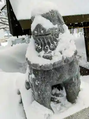 北海道神宮頓宮の狛犬
