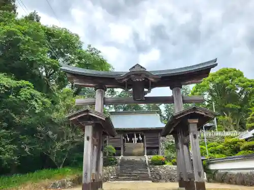 荒田神社の鳥居