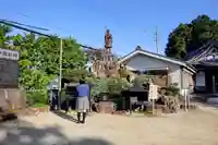 天神社・覚明堂(牛山町)の像