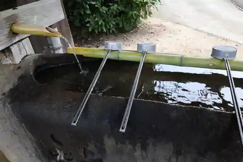 須我神社の手水舎