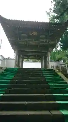 竜献寺の山門・神門