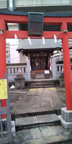 青雲稲荷神社の本殿・本堂