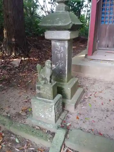 稲荷神社の狛犬