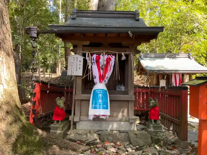 岩屋神社の本殿・本堂