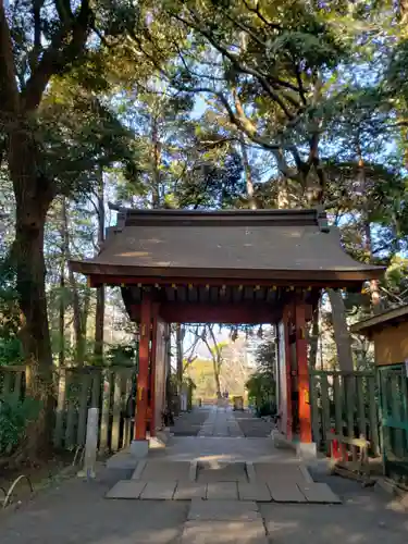 大宮八幡宮の山門