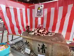 金井神社の手水