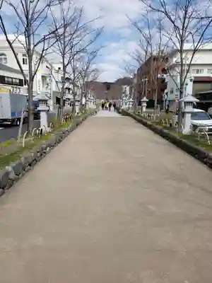 鶴岡八幡宮の周辺