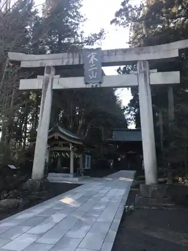 富士山東口本宮 冨士浅間神社の鳥居