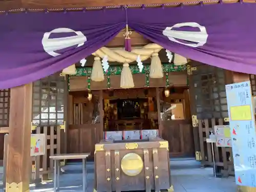 新田神社の本殿・本堂