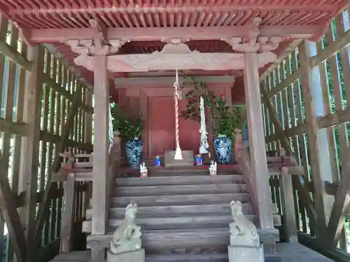 吾那神社の末社