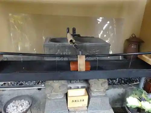 菊名神社の手水舎