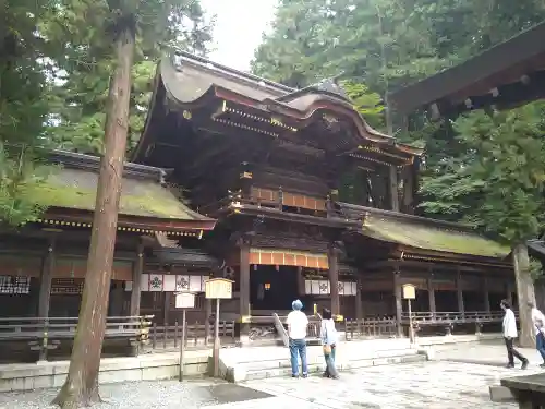 諏訪大社下社春宮(長野県)