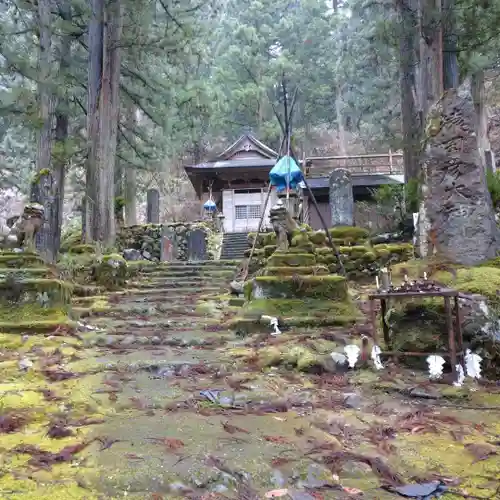 八海山尊神社のその他建物