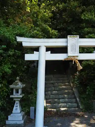 島土神社の鳥居