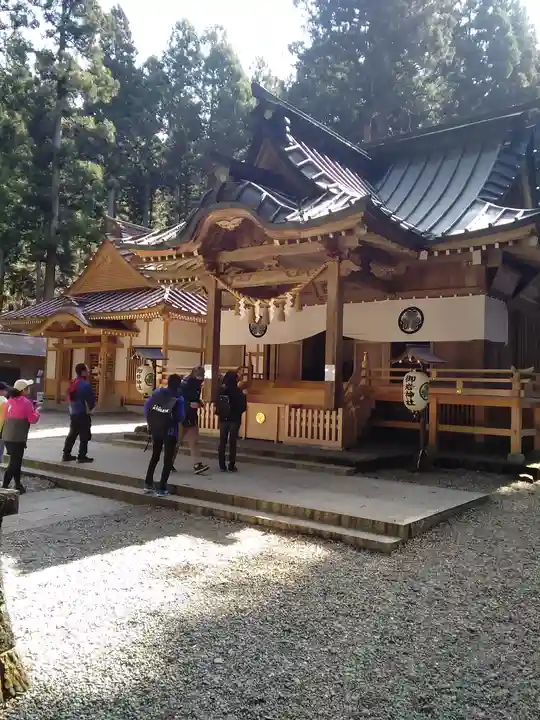 御岩神社の本殿・本堂