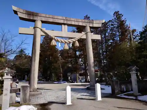 越中一宮 髙瀬神社の鳥居