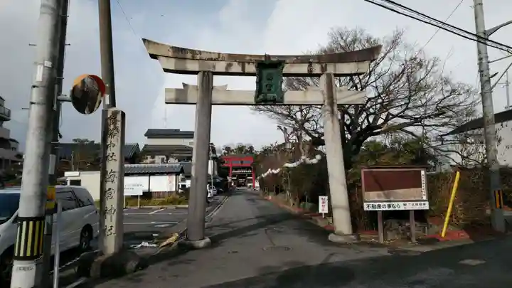梅宮大社の鳥居