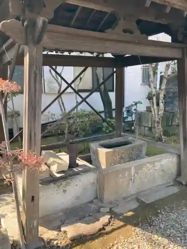 光正寺の手水舎