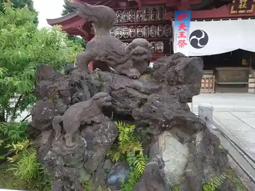 素盞雄神社の狛犬