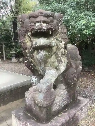 二ツ杁神明社の狛犬