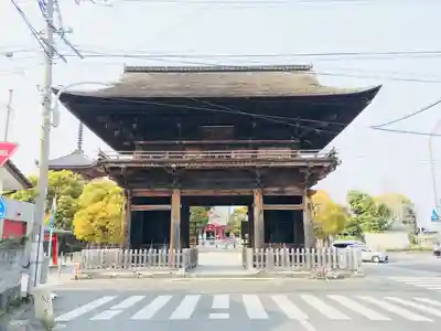 甚目寺の山門・神門