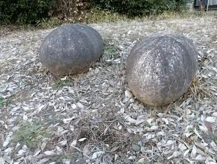 青龍神社の{uncategorized: "未分類", other: "その他", undefined: "問題あり", building: "その他建物", grave: "お墓", sacred_gate: "鳥居", guardian: "狛犬", statue: "像", buddha: "仏像", history: "歴史", nature: "自然", garden: "庭園", animal: "動物", pagoda: "塔", temizu: "手水舎", mountain_gate: "山門・神門", sanctuary: "本殿・本堂", subordinate: "末社・摂社", art: "芸術", scenery: "景色", jizo: "地蔵", ema: "絵馬", goshuin: "御朱印", omikuji: "おみくじ", items: "授与品その他", amulet: "お守り", goshuincho: "御朱印帳", eats: "食事", festival: "お祭り", votive_dance: "神楽", shichigosan: "七五三参", wedding: "結婚式", experience: "体験その他", initially: "初詣", around: "周辺", anti_infection: "感染症対策"}