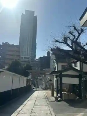 二宮神社の{uncategorized: "未分類", other: "その他", undefined: "問題あり", building: "その他建物", grave: "お墓", sacred_gate: "鳥居", guardian: "狛犬", statue: "像", buddha: "仏像", history: "歴史", nature: "自然", garden: "庭園", animal: "動物", pagoda: "塔", temizu: "手水舎", mountain_gate: "山門・神門", sanctuary: "本殿・本堂", subordinate: "末社・摂社", art: "芸術", scenery: "景色", jizo: "地蔵", ema: "絵馬", goshuin: "御朱印", omikuji: "おみくじ", items: "授与品その他", amulet: "お守り", goshuincho: "御朱印帳", eats: "食事", festival: "お祭り", votive_dance: "神楽", shichigosan: "七五三参", wedding: "結婚式", experience: "体験その他", initially: "初詣", around: "周辺", anti_infection: "感染症対策"}
