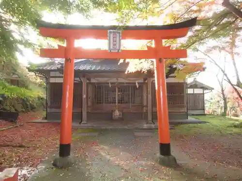 有子山稲荷神社の鳥居