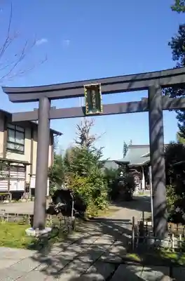 鷺宮八幡神社の鳥居